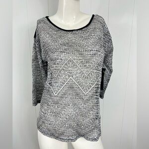 NWT Absolutely Famous Womens Sz Small 3/4 Sleeve Open Knit Top Black White